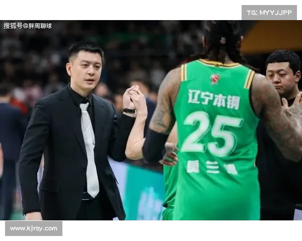 连续闯入总决赛,杨鸣与媒体力挺三连冠大业再续传奇! 连续闯入总决赛,杨鸣与媒体力挺三连冠大业再续传奇!